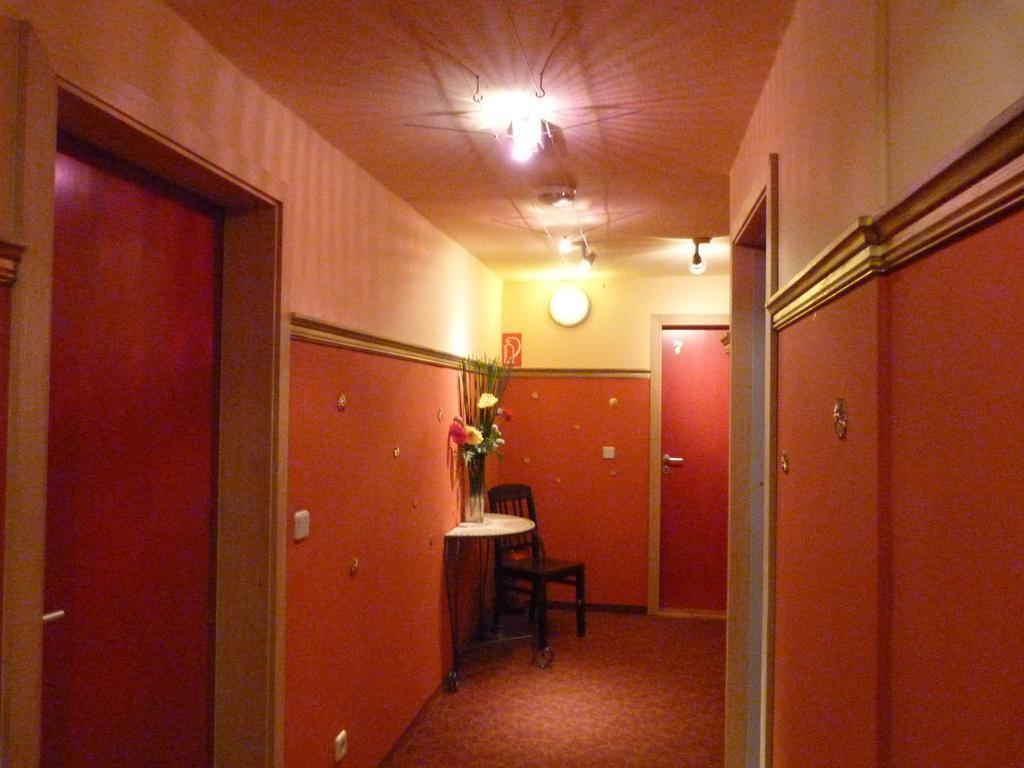 Waldhaus Colditz Garni エクステリア 写真